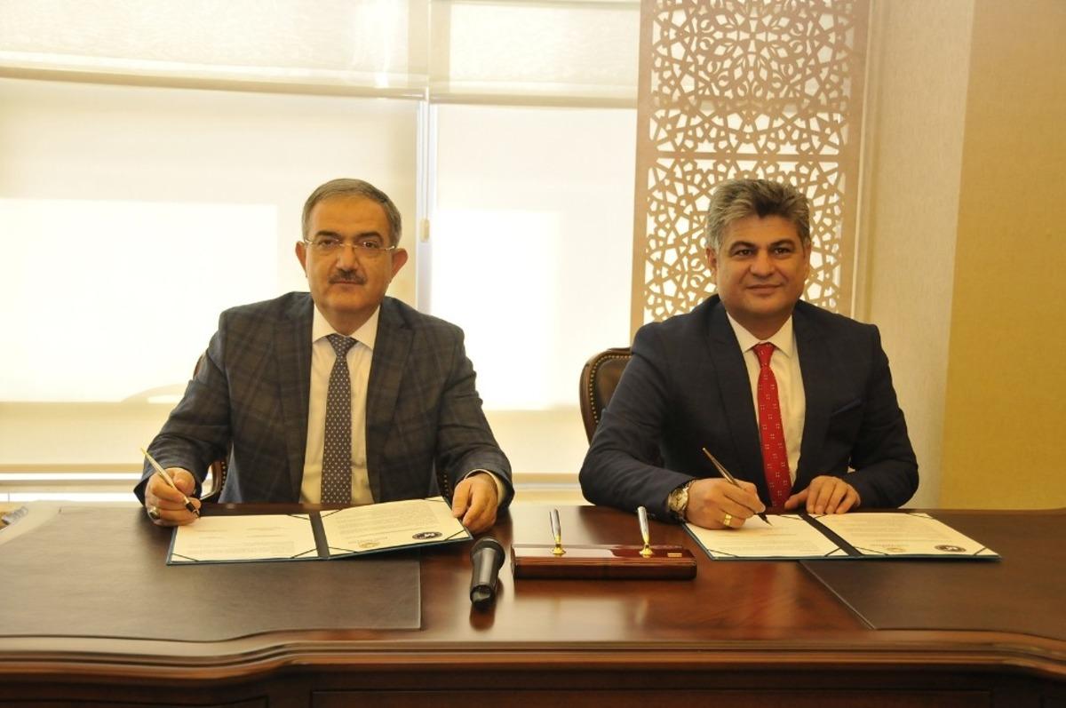 Sel&ccedil;uk &Uuml;niversitesi ve SMMMO arasında protokol imzalandı