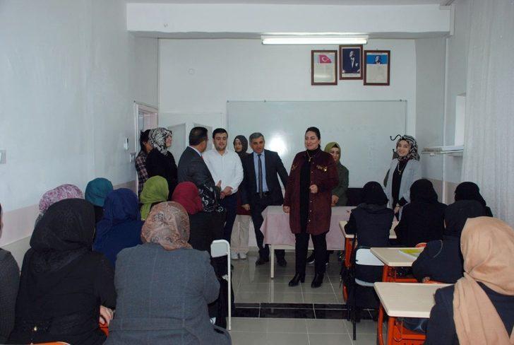 Yeşim Pekmez’den Besni ilçesine ziyaret G1