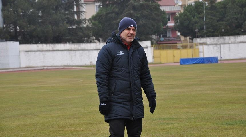 Teknik Direktör Şengün:  "Takıma en az 3 takviye şart"