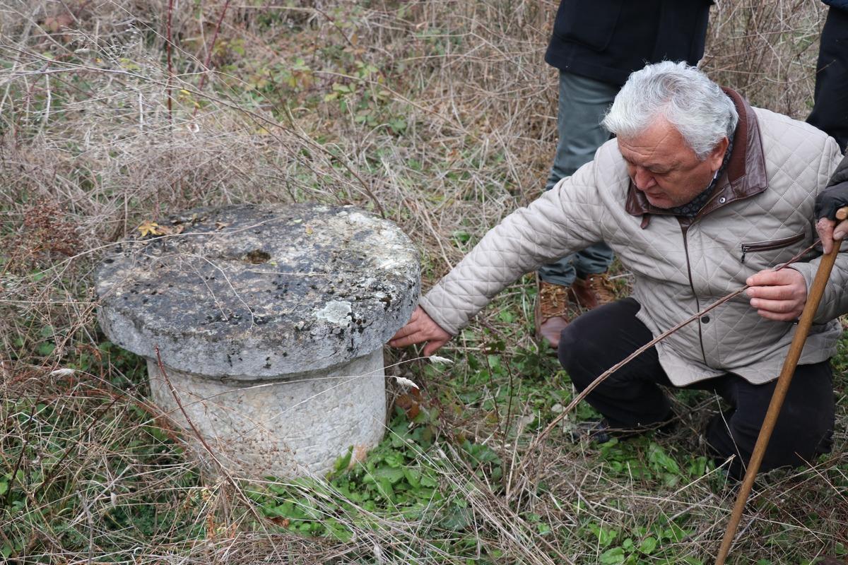 &Uuml;nl&uuml; halk şairi Yunus Emre'nin mezarı Bolu'da mı? 