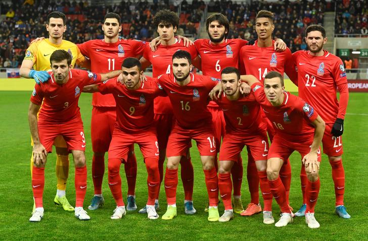 Azerbaycan'da Jurcevic'le yollar ayrıldı G4