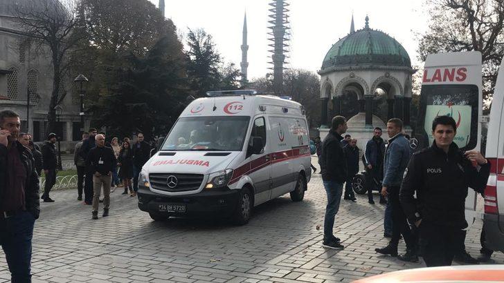 Sultanahmet meydanı'nda silahlı kavga : 2 yaralı G3