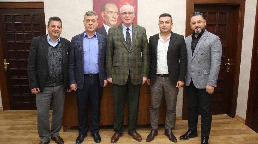 Tekgıda İş Sendikası yöneticileri Başkan Kazım Kurt’u ziyaret etti