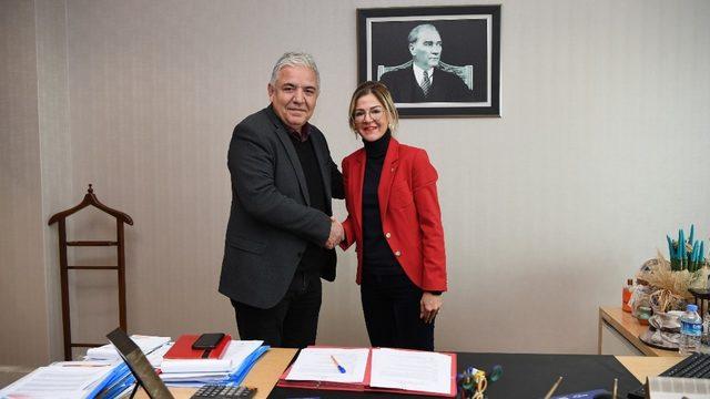 Konyaaltı Belediyesi’nden gençlere ‘umut protokolü’