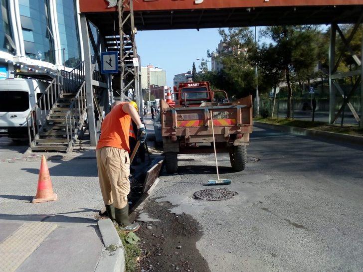 Yağmur suyu hatları temizleniyor G4