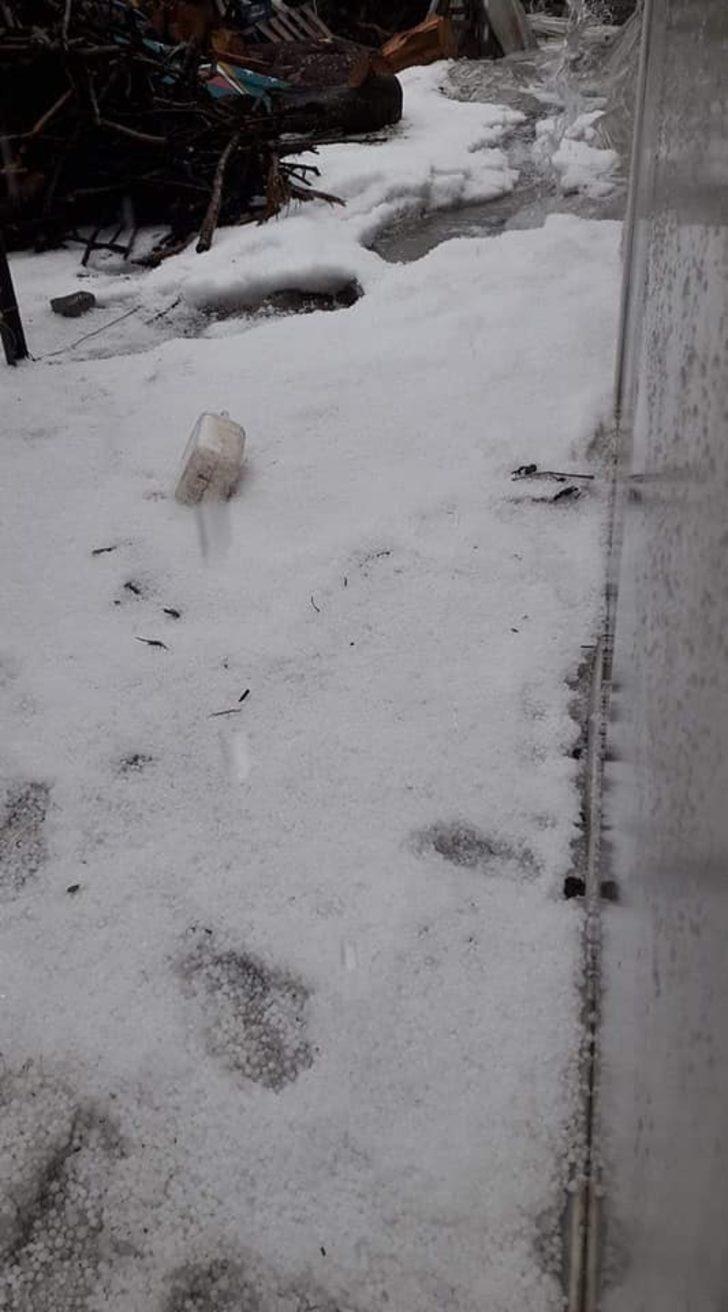 Kaş’ta dolu şaşkınlığı G4