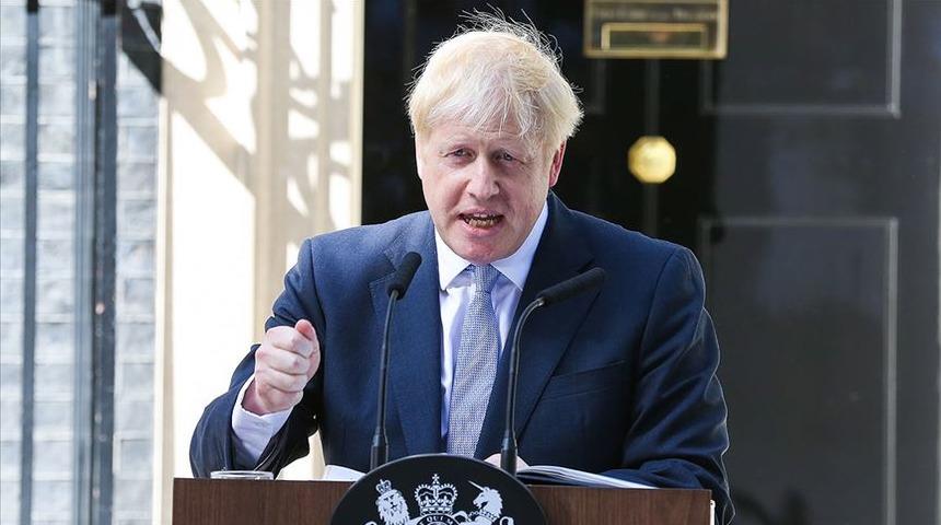 İngiltere Başbakanı Boris Johnson'ın ata memleketi Kalfat'ta seçim sevinci!