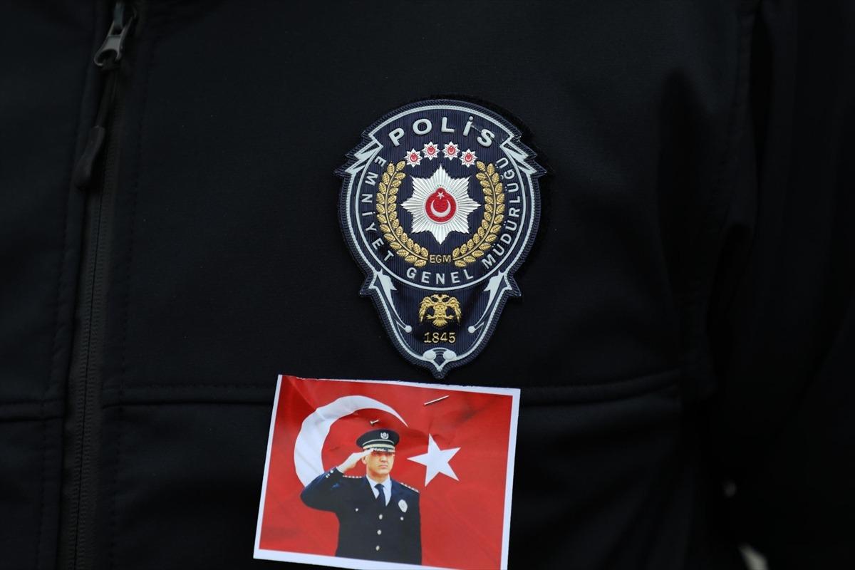 Şehit emniyet m&uuml;d&uuml;r&uuml; Altuğ Verdi'nin adı okul k&uuml;t&uuml;phanesinde yaşatılacak