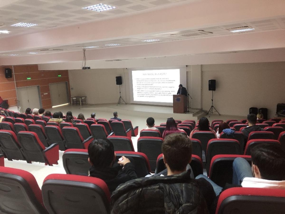 HIV/AIDS farkındalığı i&ccedil;in toplandılar