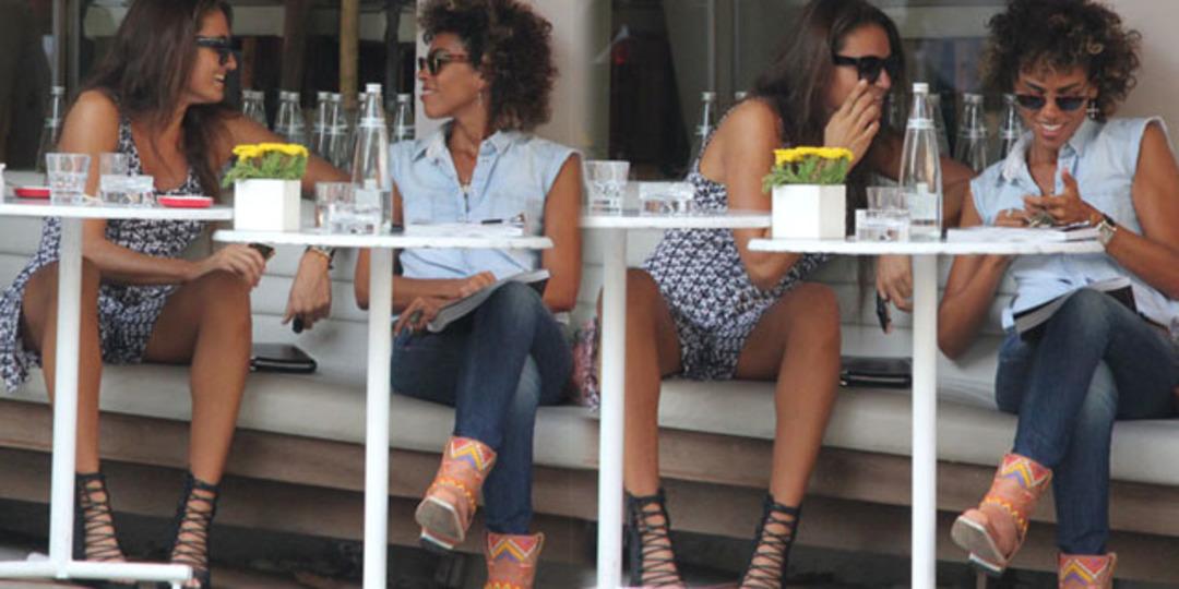 İkoncan'dan bacak şov