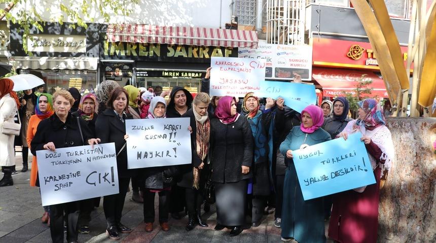 &Ccedil;in'in Doğu T&uuml;rkistan politikaları Isparta'da protesto edildi