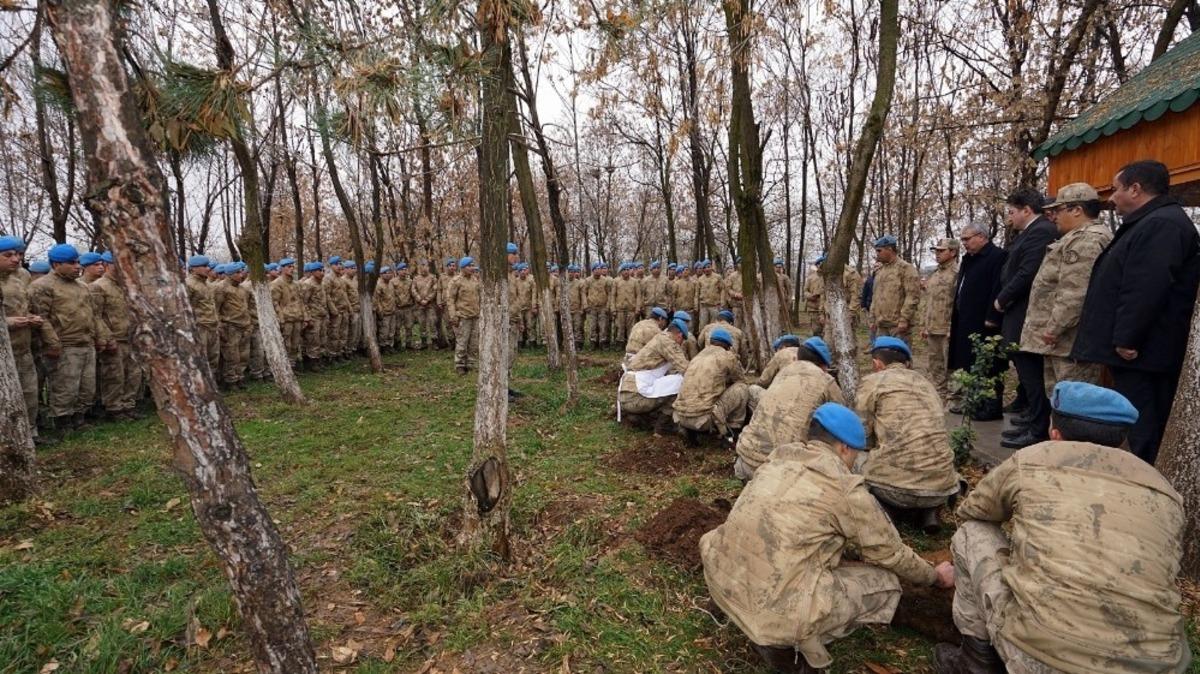 Muş&rsquo;ta şehitler ve g&uuml;venlik g&uuml;&ccedil;leri i&ccedil;in kurban kesildi, dua edildi
