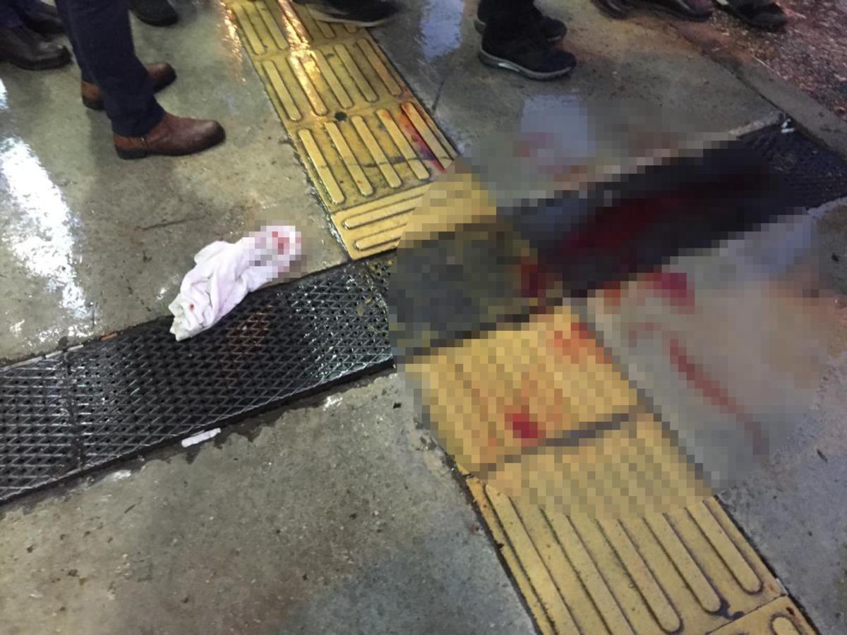 İzmir'de 29 yaşındaki gen&ccedil;, sokak ortasında &ouml;ld&uuml;r&uuml;ld&uuml;