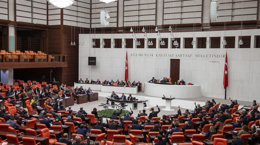 Meclis'te gerginlik! AK Parti ve HDP arasında tartışma