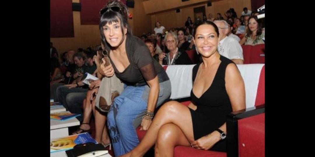 H&uuml;lya'dan elle &ouml;nlem