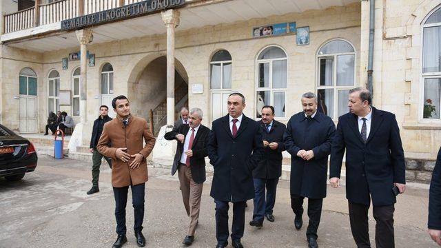 Kilis Valisi Soytürk’den okullarda inceleme