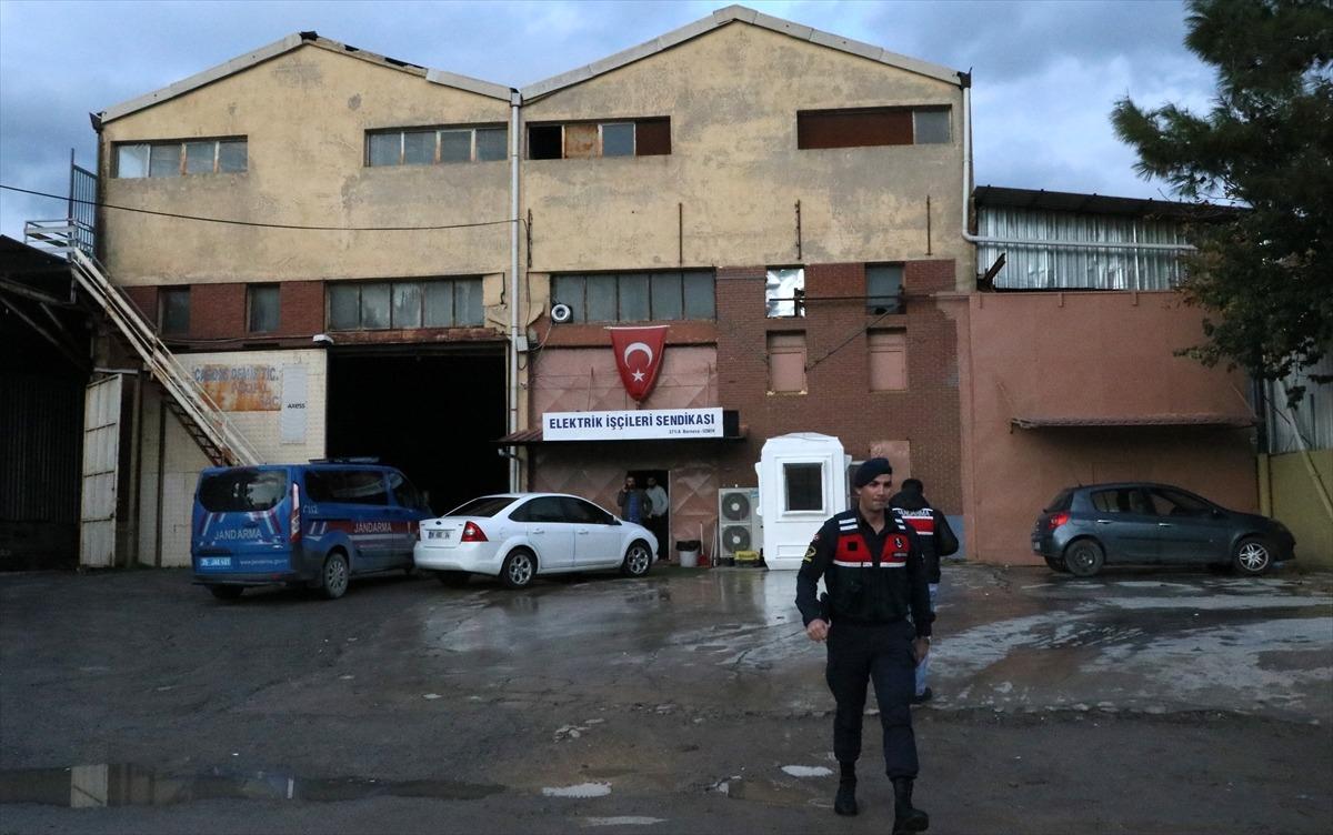 İzmir'de sendika binasına kumar operasyonu