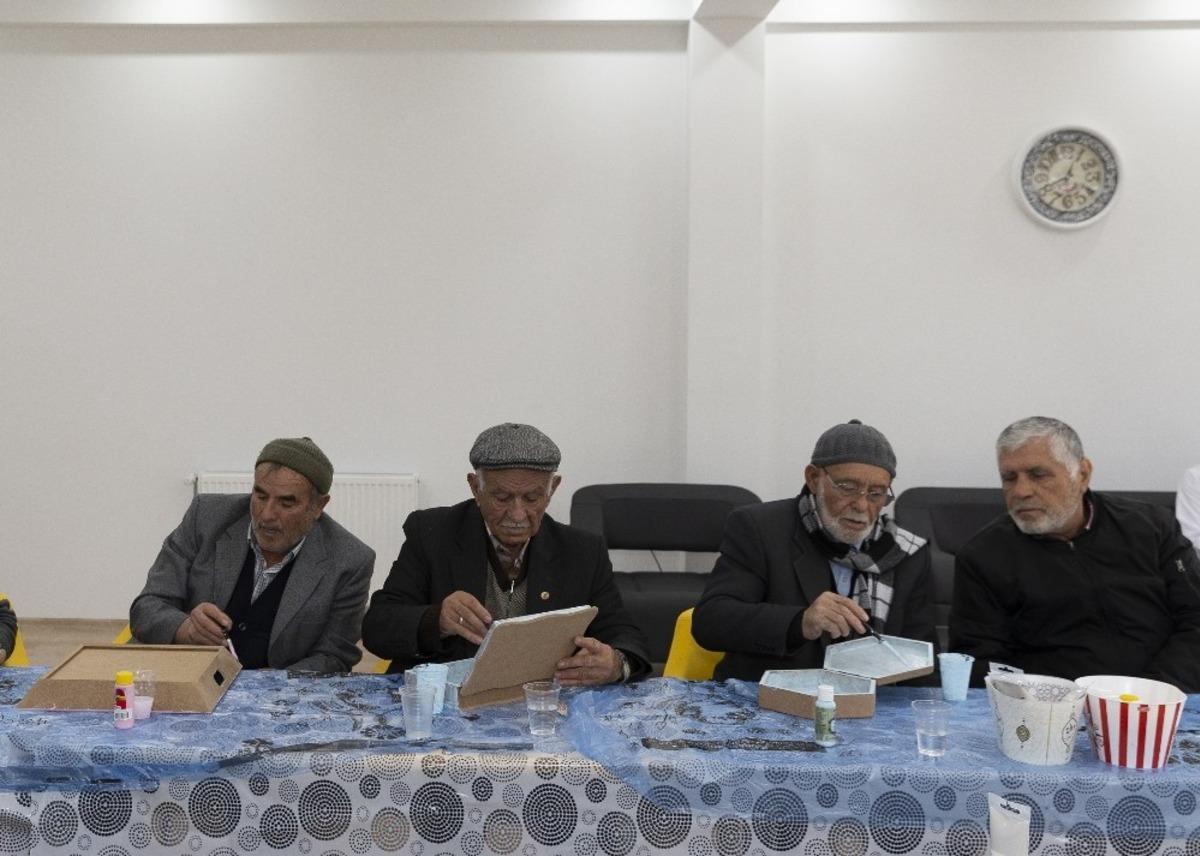 Ulu &ccedil;ınarlar yalnız değil