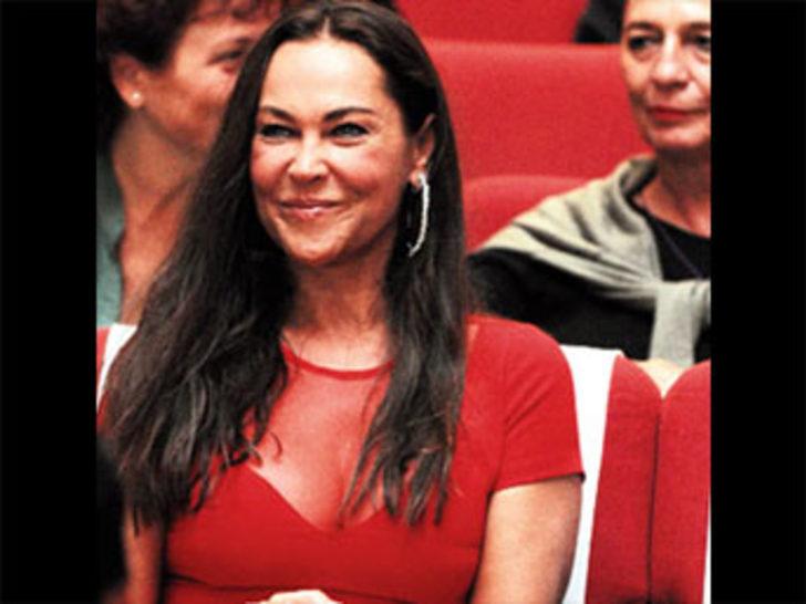 Serenay'dan cesur transparan G5