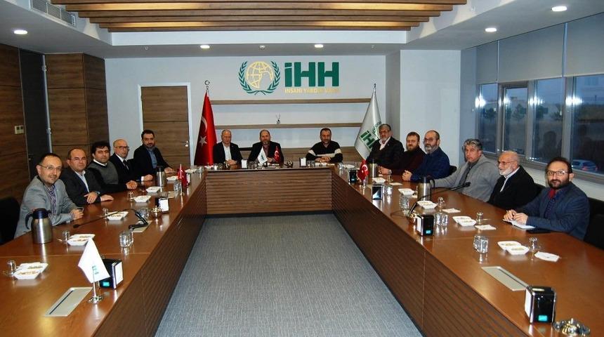 T&uuml;rk Kızılay Bursa ve İHH&rsquo;dan iyilik yolunda g&uuml;&ccedil; birliği
