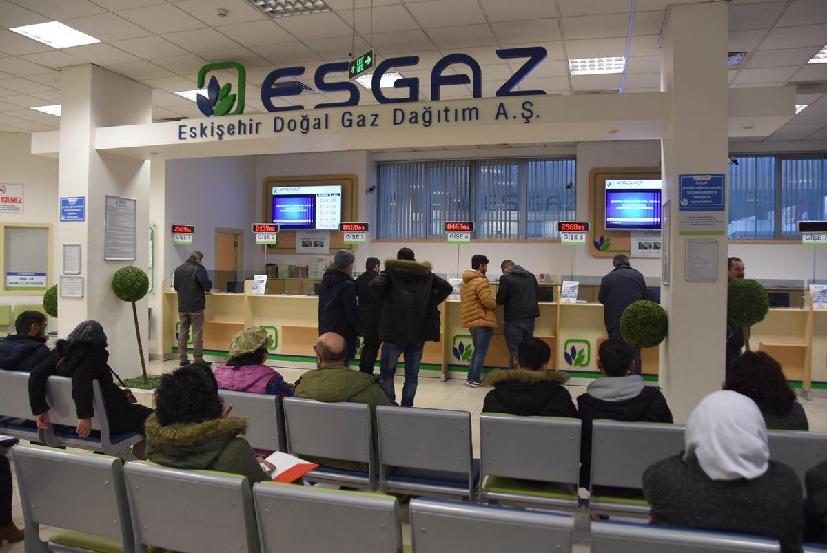 Eskişehir&rsquo;de &lsquo;doğal gaz ısıtmıyor&rsquo; tartışması