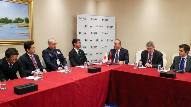 Dışişleri Bakanı Çavuşoğlu 19. Doha Forumu'nda temaslarda bulundu: