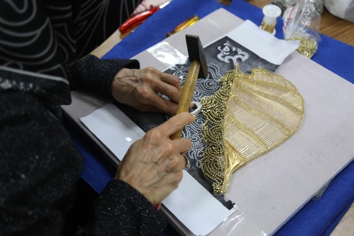 Haliliye Belediyesi kadınları sanatla buluşturuyor