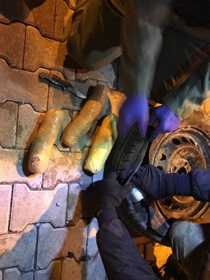 Van'da 8 kilo 590 gram uyuşturucu ele geçirildi G3