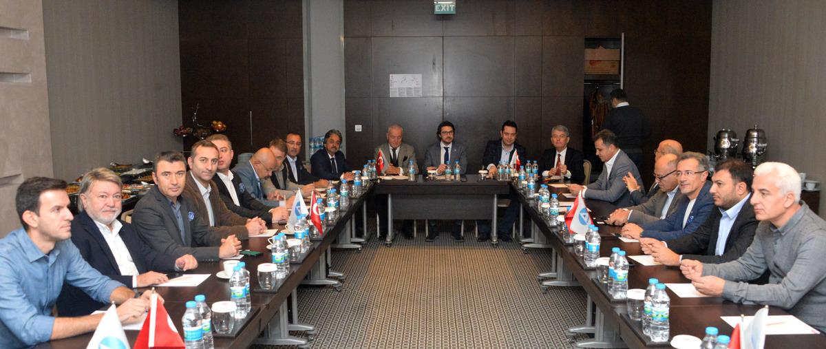 Serbest b&ouml;lgelerin ticaret hacmi 21 milyar dolar