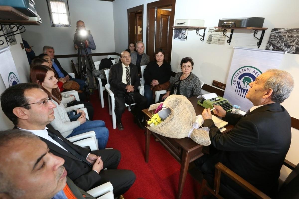 Gazetecilik s&ouml;yleşilerinin ilk konuğu Başkan Karaca oldu