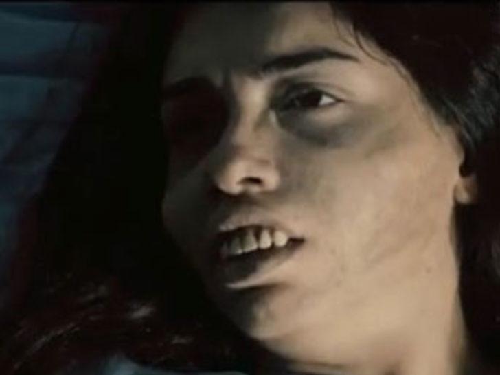 Hülya Avşar cahil mi? G2