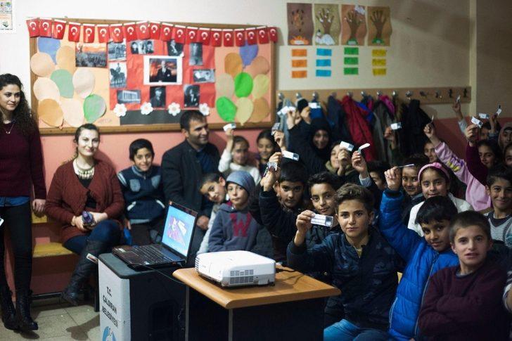 Çaldıran Belediyesi 19 bin 500 öğrenciyi sinema ile tanıştırdı G5