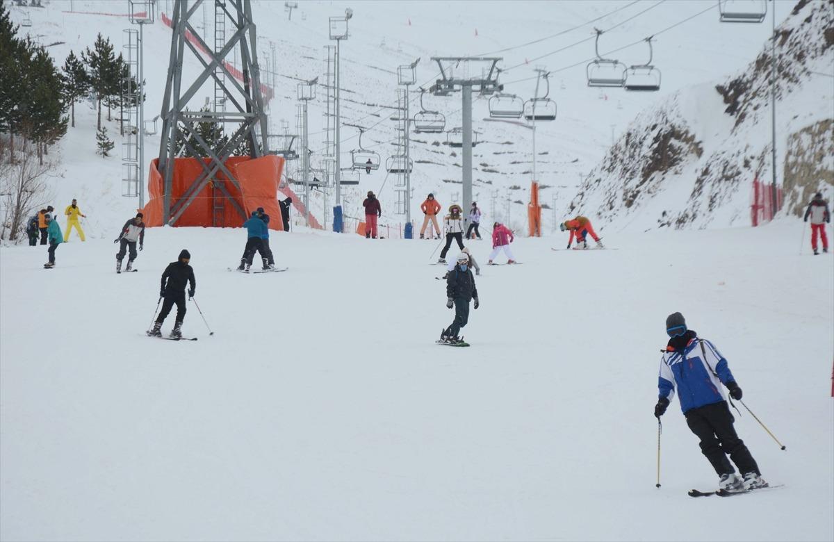 Kayakseverler Paland&ouml;ken'de yoğunluk oluşturdu