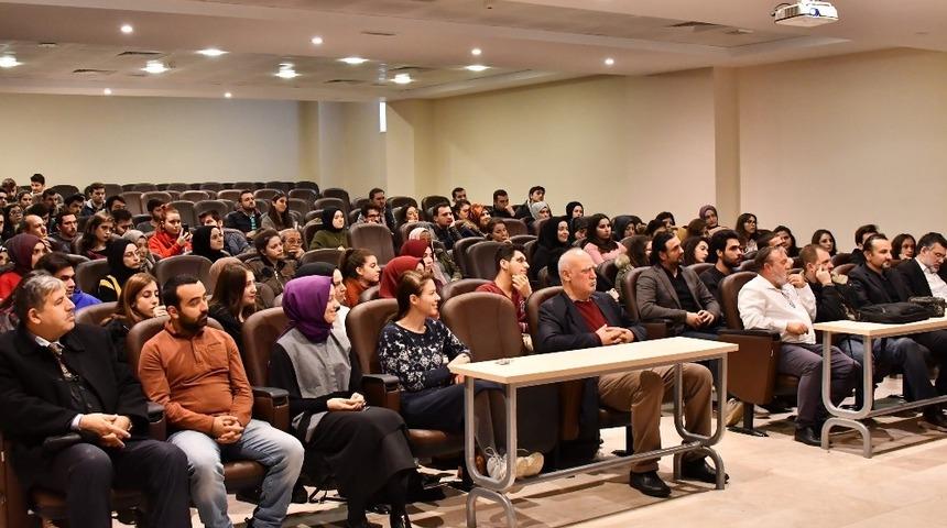 Osmanlı&rsquo;da &lsquo;T&uuml;rk-Macar&rsquo; ilişkileri konuşuldu