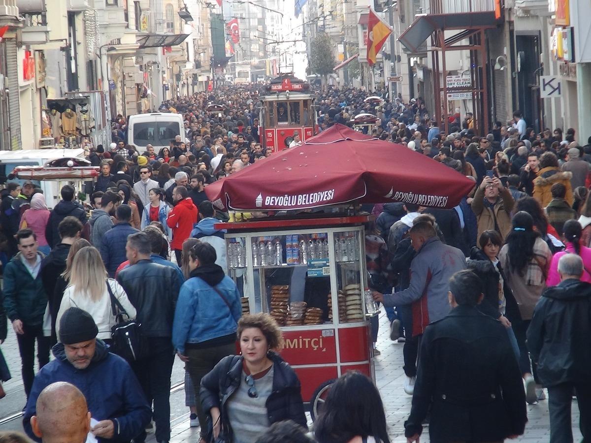 İstanbul'da kış ortasında hava durumu şaşırttı!