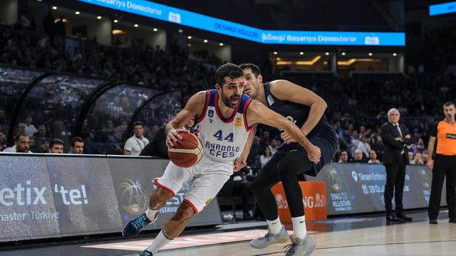 Anadolu Efes - Fenerbahçe Beko: 79-66