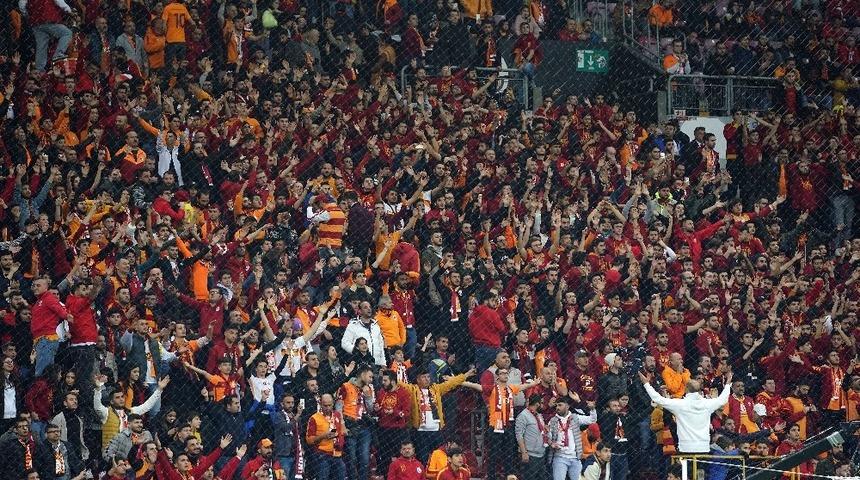 Galatasaray - MKE Ankarag&uuml;c&uuml; ma&ccedil;ını 28 bin 460 seyirci izledi