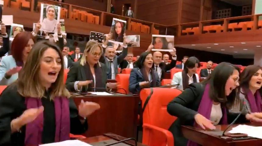 TBMM&rsquo;de kadın vekiller Las Tesis&rsquo;in sloganıyla Soylu&rsquo;ya seslendi