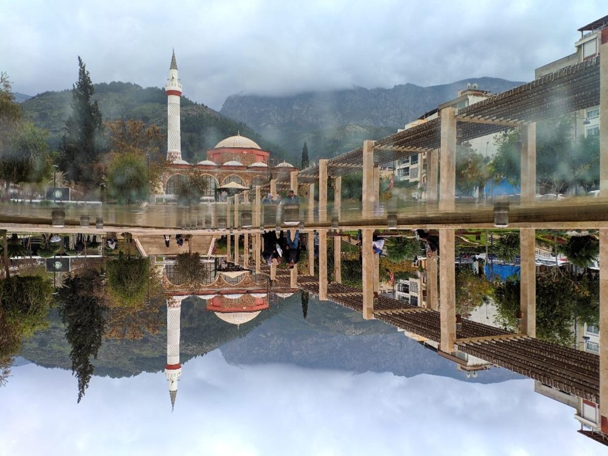 Usta fotoğraf&ccedil;ılara taş &ccedil;ıkardılar