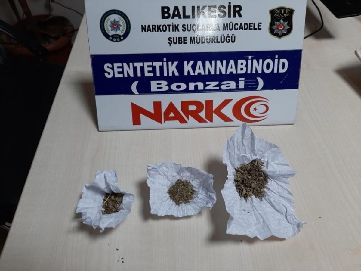 Balıkesir polisinden uyuşturucu operasyonu
