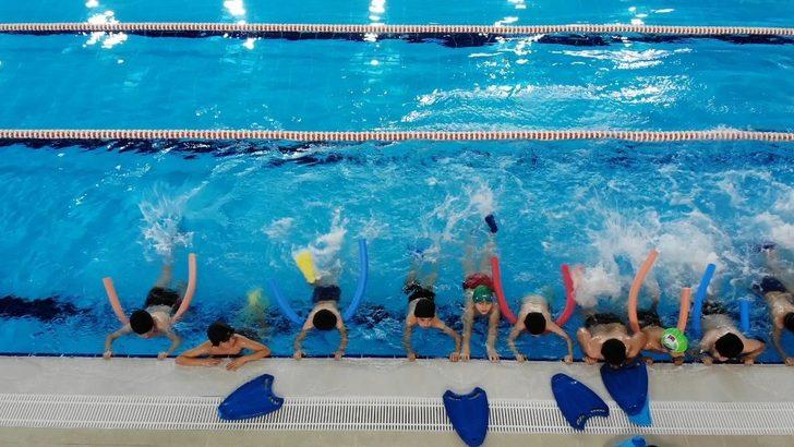 Yüzen okullar projesini öğrenciler çok sevdi G2