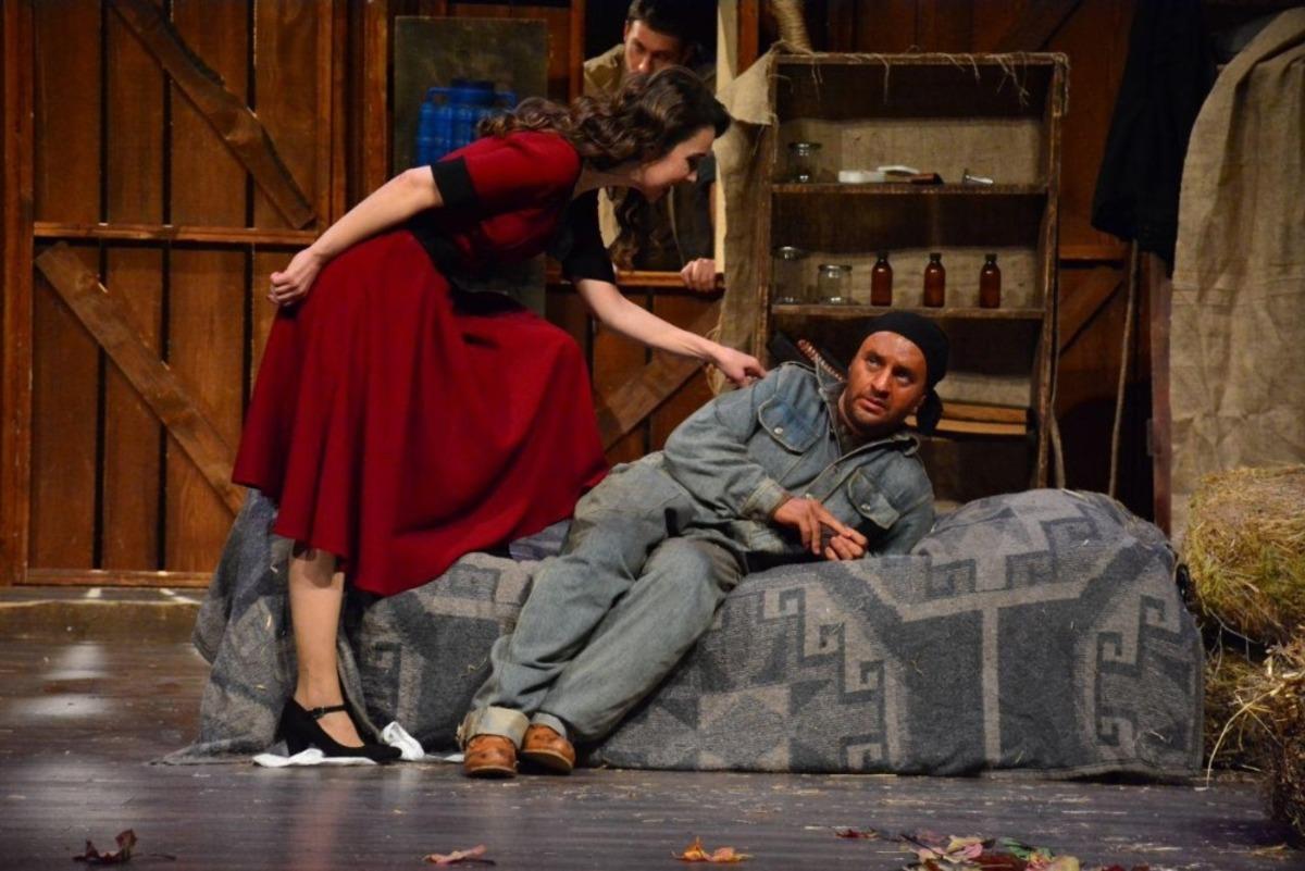 Torbalı Belediyesi Tiyatro G&uuml;nleri&rsquo;nden final