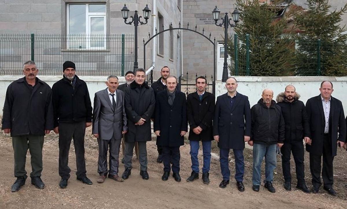 Vali Epcim Manas k&ouml;y&uuml;n&uuml; ziyaret etti