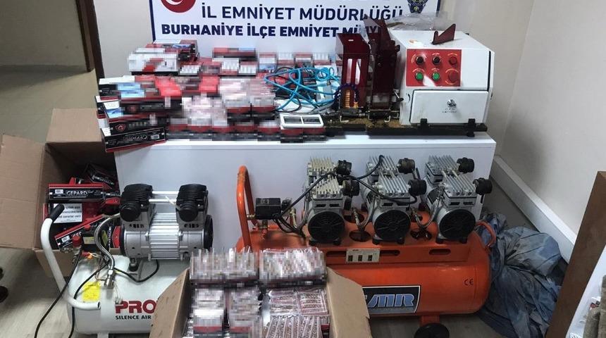 Polisten ka&ccedil;ak t&uuml;t&uuml;n operasyonu