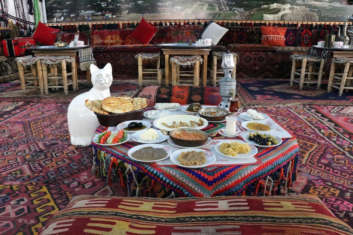 Van kahvaltısı UNESCO'yla d&uuml;nyaya tanıtılacak