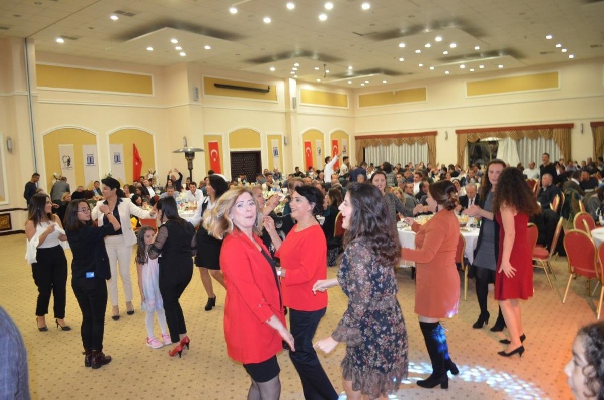 Didim Belediyesi &ccedil;alışanları moral gecesinde eğlendi