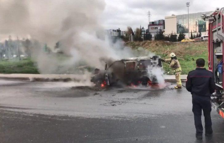 TEM’de ticari araç alev alev yandı G1