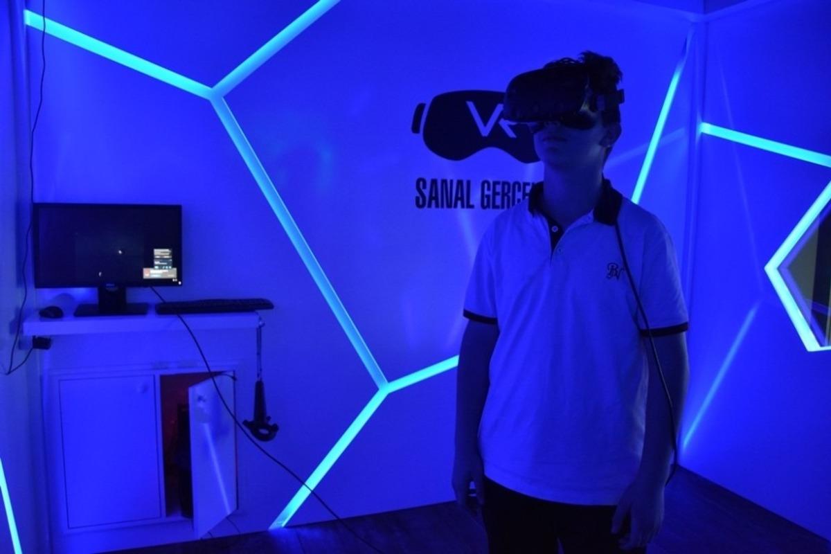 Kocasinanlı &ccedil;ocukların ufkunu a&ccedil;an gen&ccedil;lik merkezi ile hayaller ger&ccedil;ek oluyor