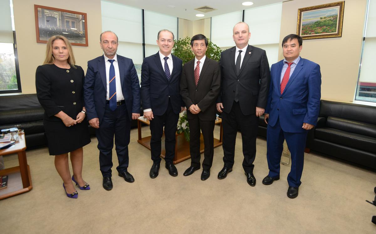 T&uuml;rkiye ve Vietnam, ticaret hacmini 4 milyar dolara &ccedil;ıkarmayı hedefliyor