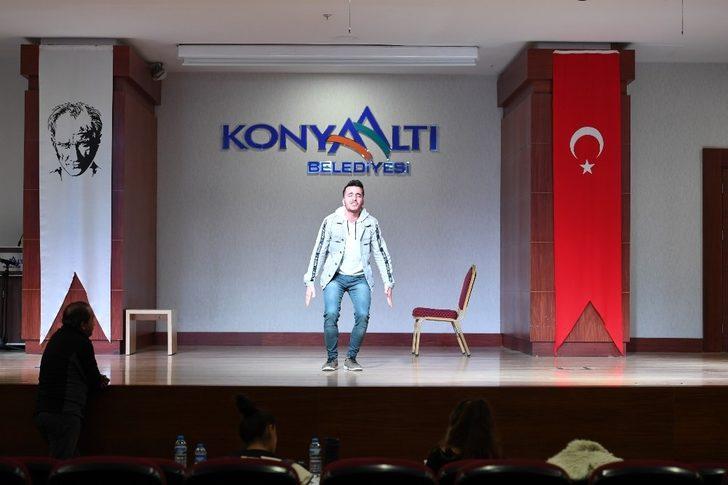 Konyaaltı Belediyesi Tiyatrosu’nda oyuncu seçmeleri heyecanı G1
